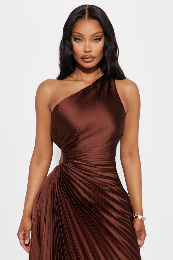 Dress in Chocolate 97% polyester