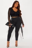 Leggings with a cropped