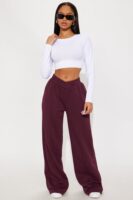 Wide-Leg Pants in Burgundy