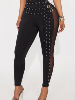Leggings with a cropped