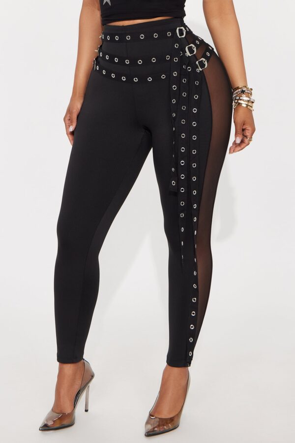 Leggings with a cropped