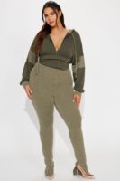 Jumpsuit in Olive 72% polyester