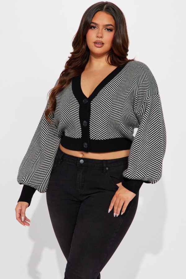 V-Neck Cardigan in Black and White