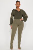 Jumpsuit in Olive 72% polyester