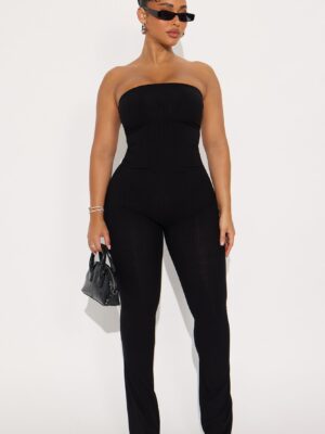 Jumpsuit in Black 82% rayon