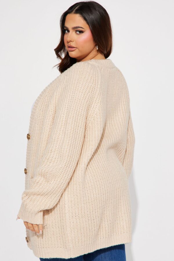Cardigan in Sand 100% acrylic