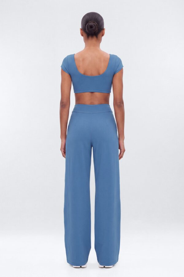Wide-Leg Pants in Blue