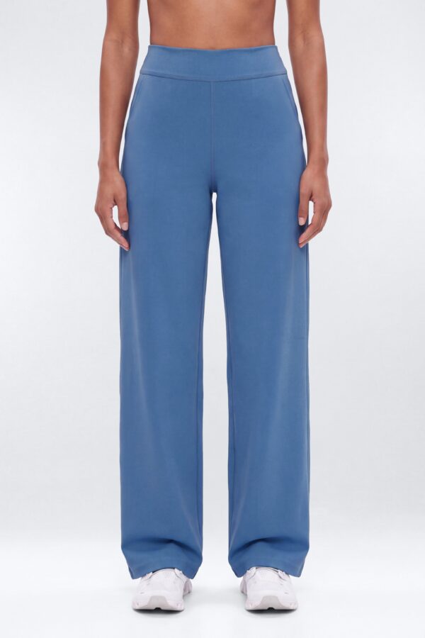 Wide-Leg Pants in Blue