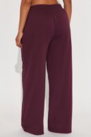 Wide-Leg Pants in Burgundy