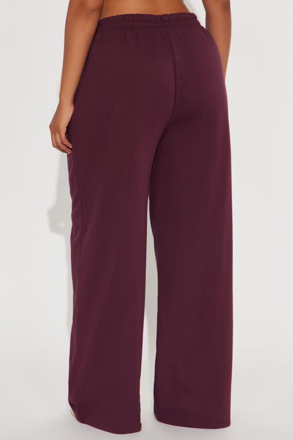 Wide-Leg Pants in Burgundy