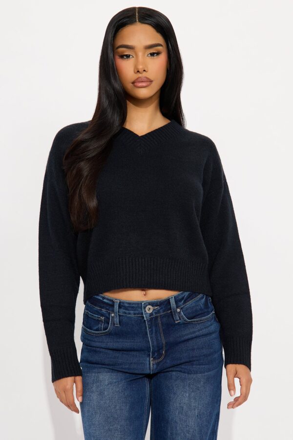 Sweater in Black 42% acrylic
