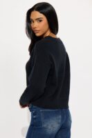 Sweater in Black 42% acrylic