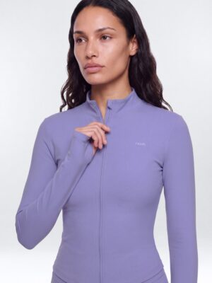 Jacket in 67% nylon