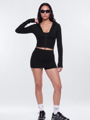 Black Ribbed Piece