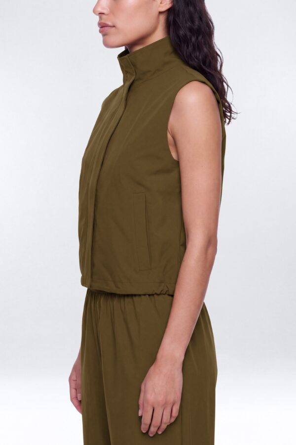 Jacket in Green 100% polyester