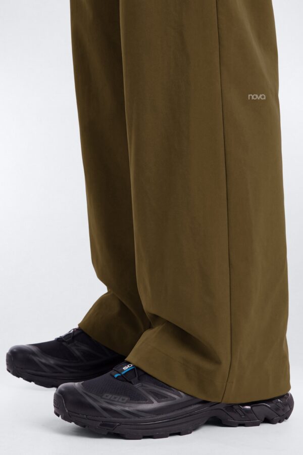Green Pants with wide leg