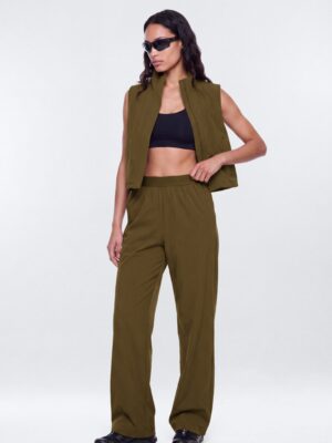 Green Pants with wide leg