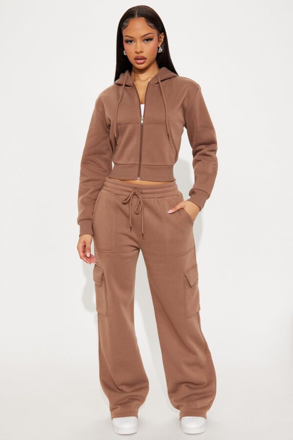 Wide-Leg Pants in Brown