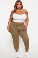 Pants with an oversized