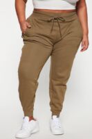 Pants with an oversized