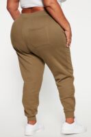 Pants with an oversized