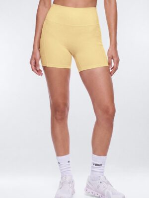 Shorts with high waist