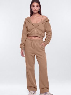 Pants with wide leg