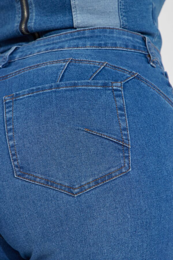 Tucson Booty Lifting Stretch Bootcut Jeans - Medium Wash