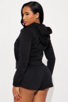 Hoodie in Black 100% polyester