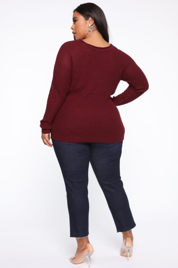 Sweater in Burgundy