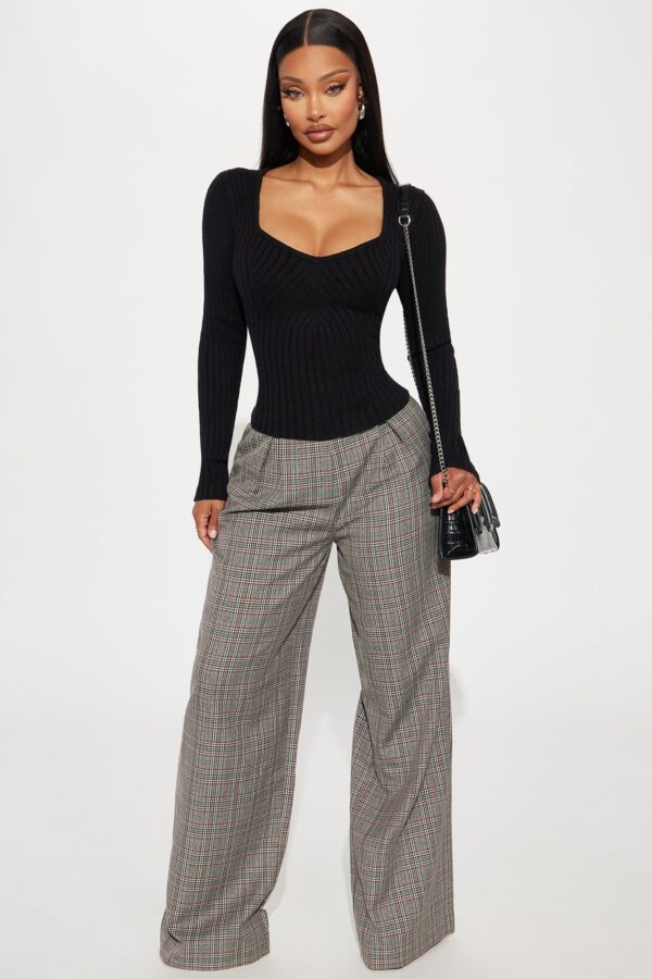 Sweater in Black 42% viscose