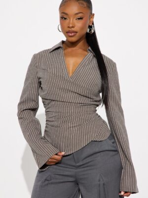 Top in Gray 100% polyester