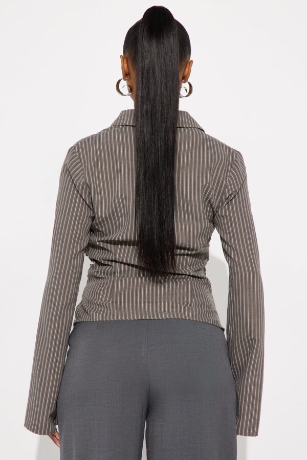 Top in Gray 100% polyester