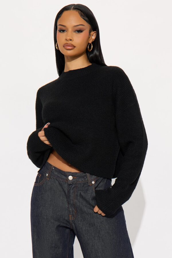 Mock-Neck Pullover in Black