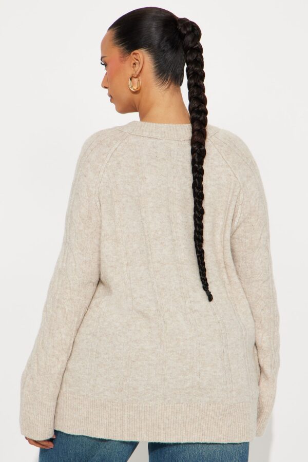 Sweater in Taupe 52% polyester