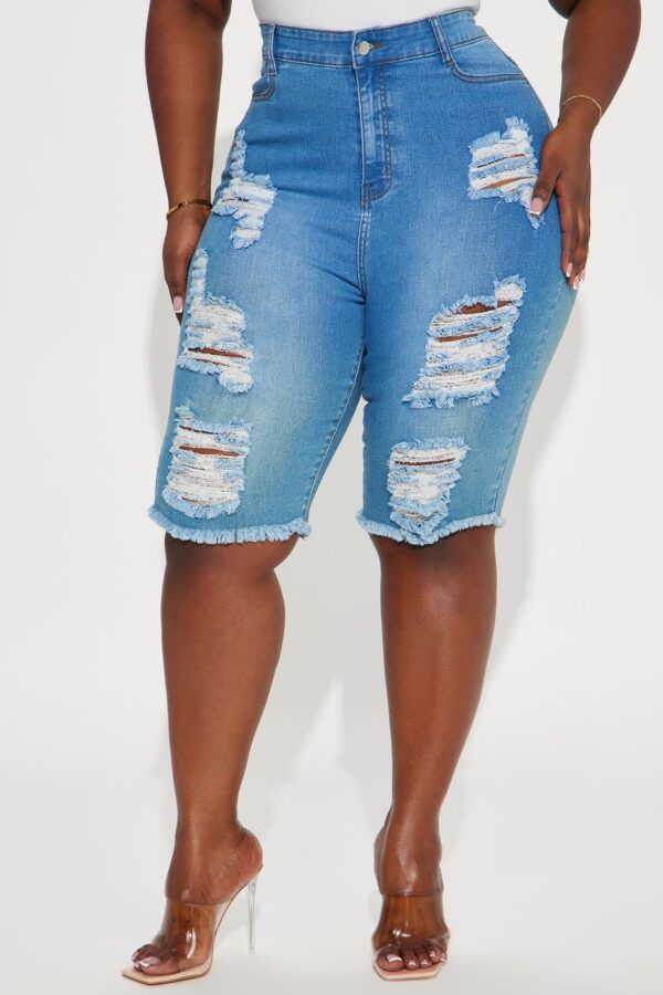 Shorts in 66% cotton