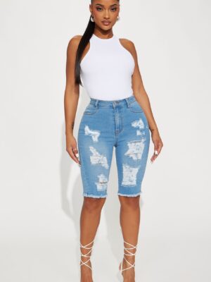 Shorts in 66% cotton