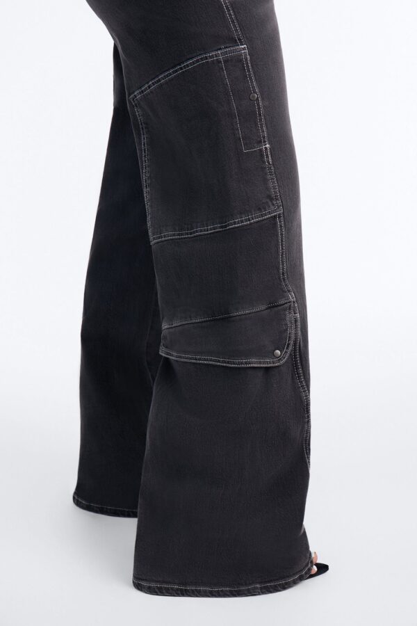 Pants in Black 99% cotton