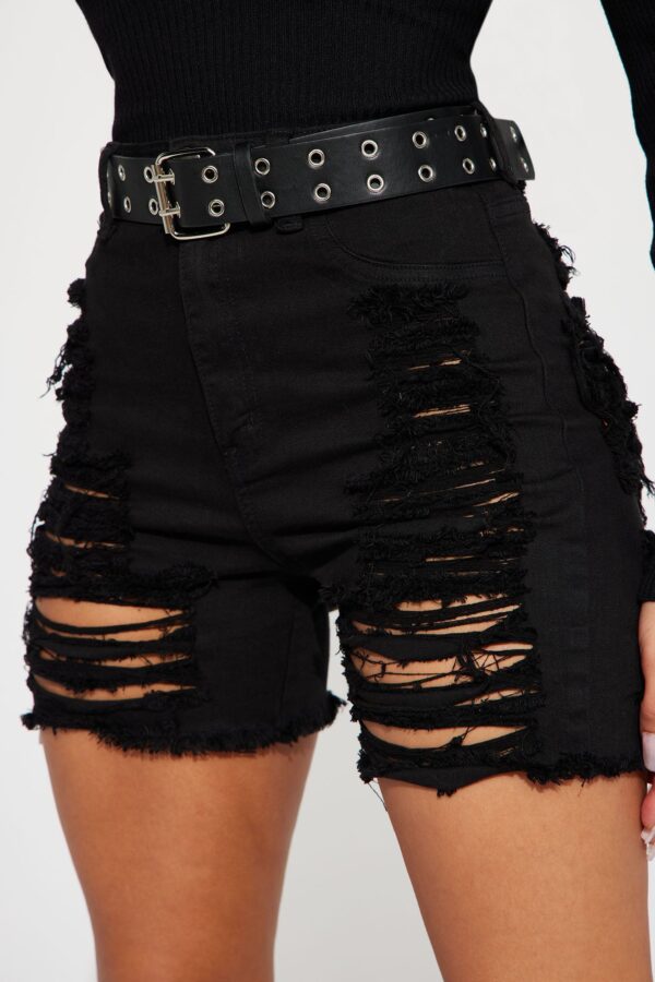 Shorts in Black 98% cotton