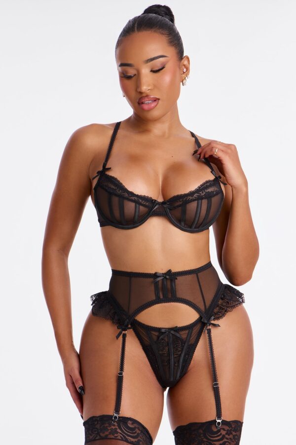 Black Set with v-neck
