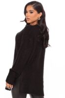 Sweater in Black 64% acrylic
