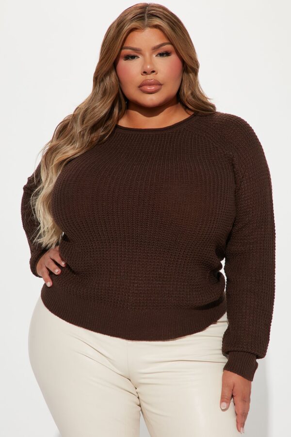 Chocolate Pullover