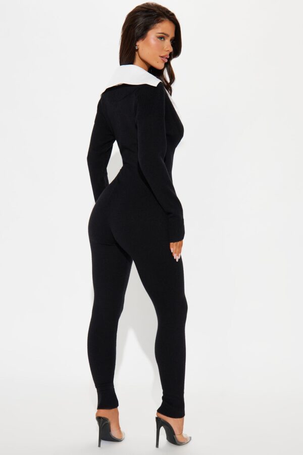 Jumpsuit with contrast trim