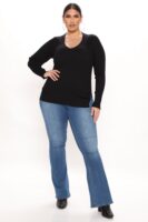Black Pullover with v-neck