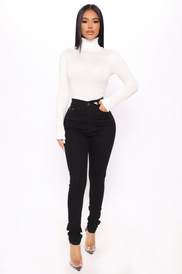 Turtleneck Pullover