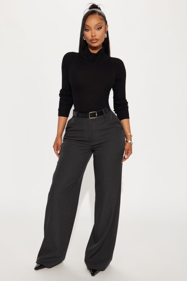 Wide-Leg Pants in Charcoal