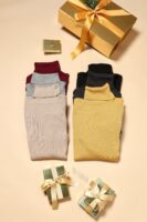 Pullover in Mustard