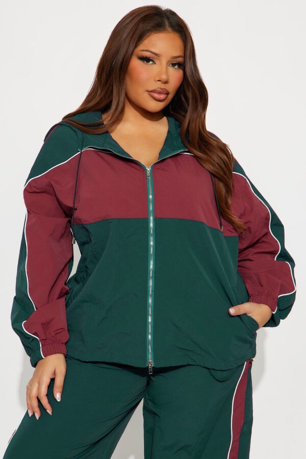 Top in Green 100% nylon