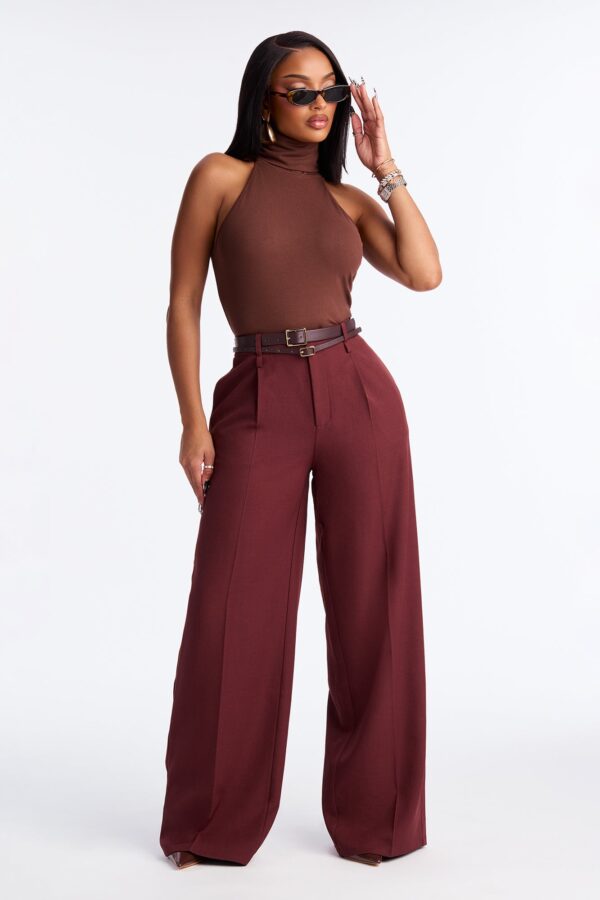 Wide-Leg Trousers in Wine