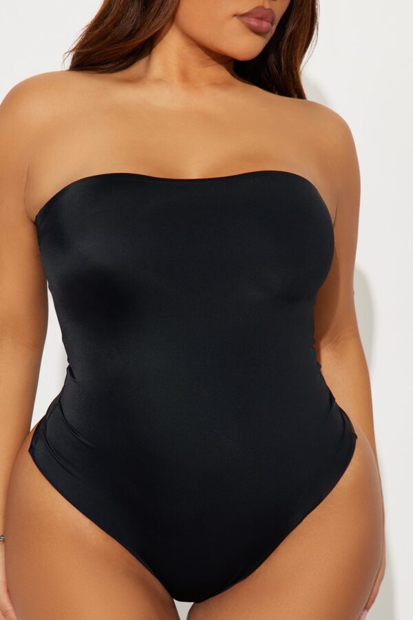 Bodysuit in Black 84% nylon